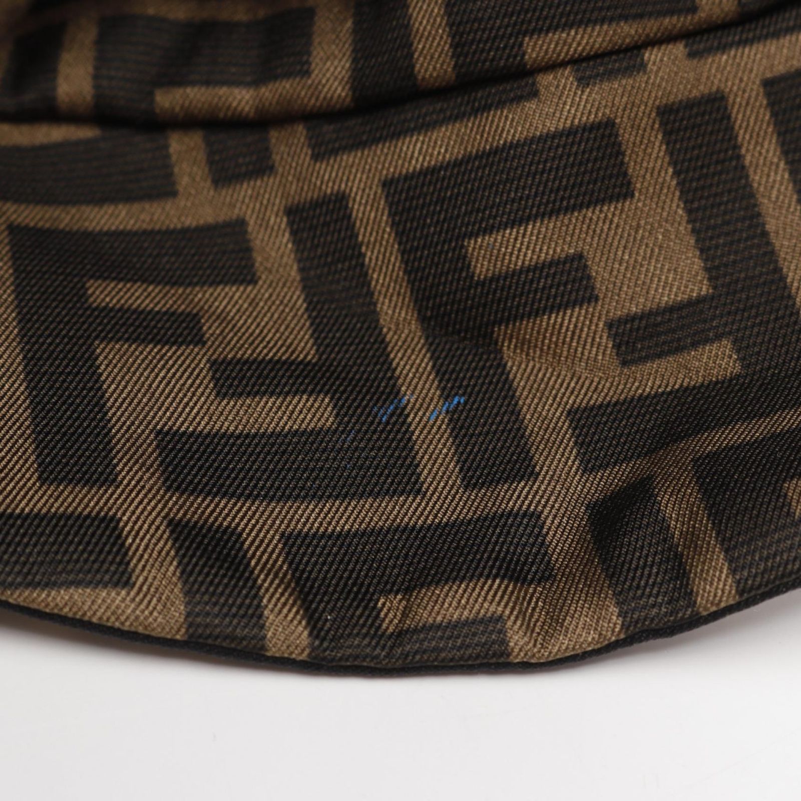 FENDI VERSACE フェンディ ヴェルサーチ　フェンダーチェ　ハット FENDI 【美品】FENDI フェンディ VERSACE ヴェルサーチ コラボ