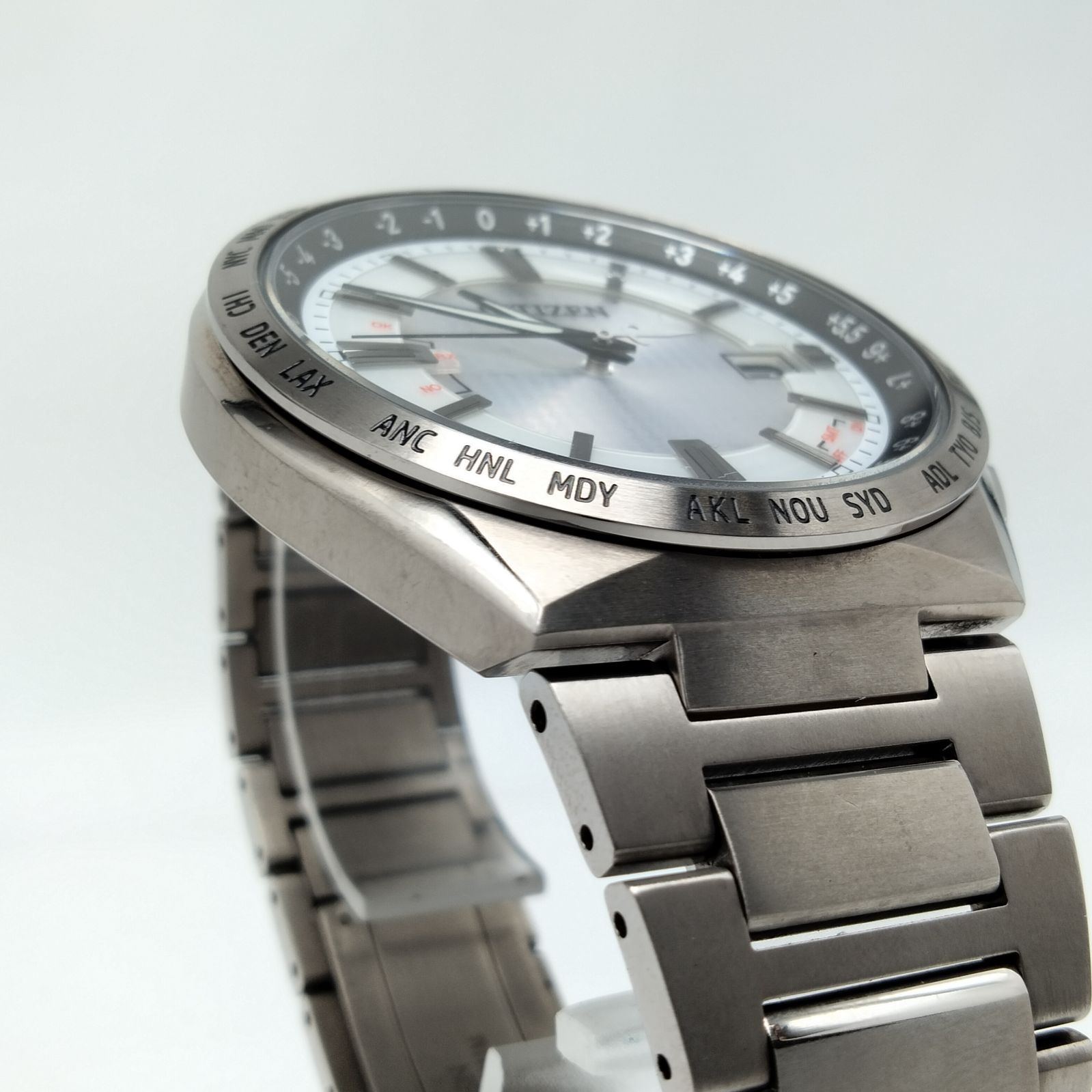 ✨️CITIZEN✨️シチズン アテッサ H145-S122601 腕時計 メンズ チタン