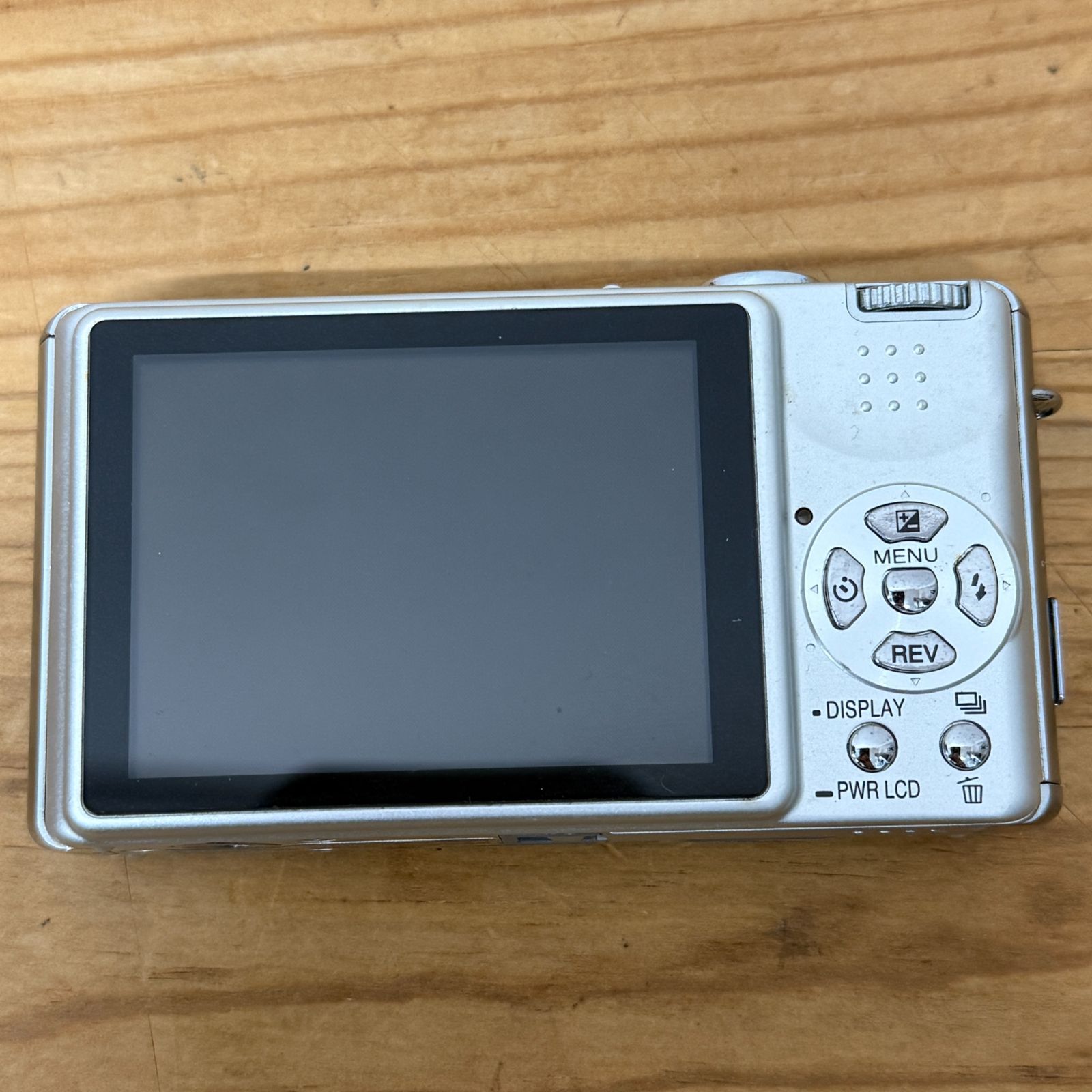 美品】Panasonic パナソニック LUMIX DMC-FX7-S デジタルカメラ 