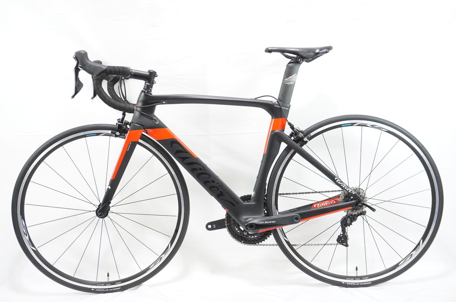 2021年モデル ロードバイク