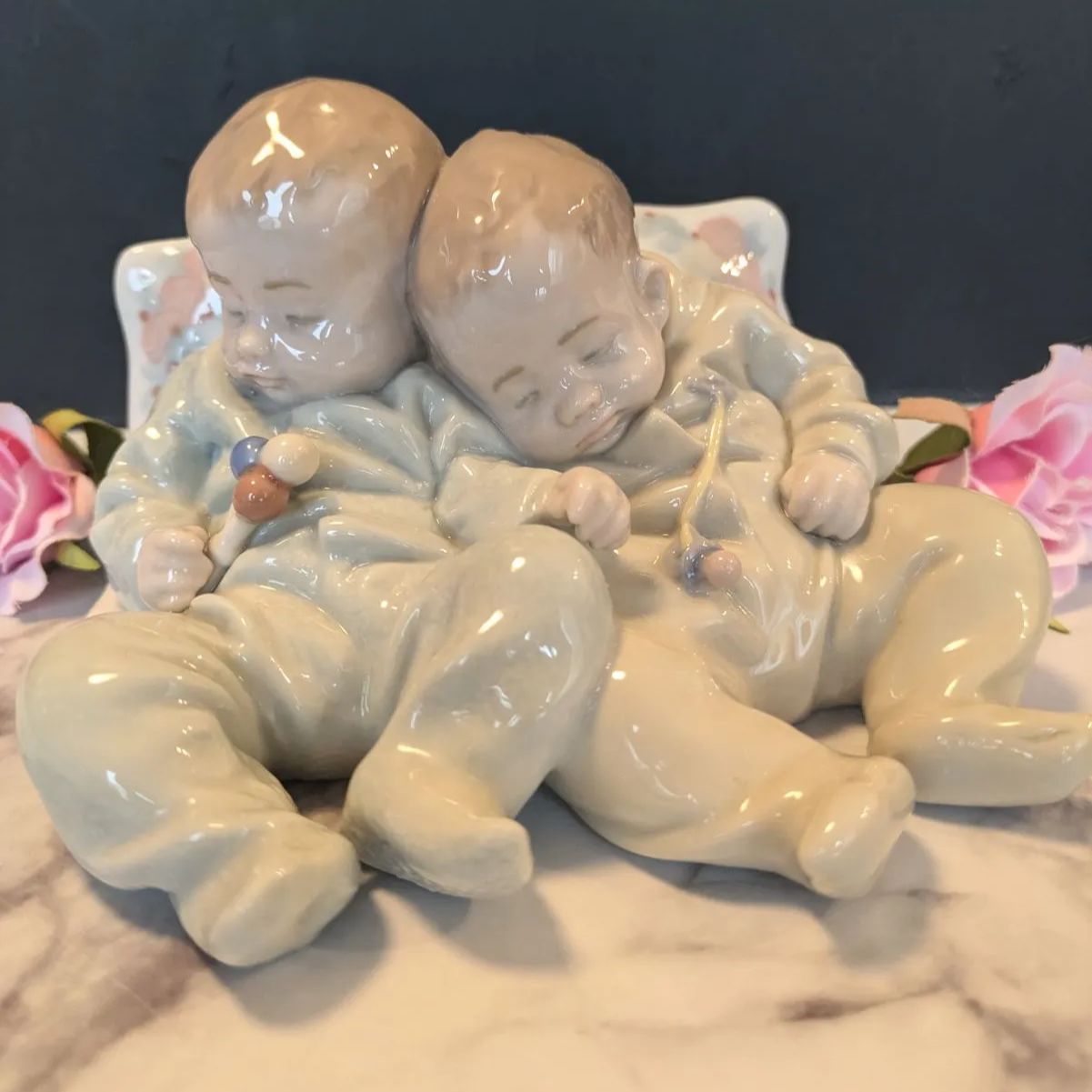 リヤドロ 赤ちゃんの夢 5772 LLADRO LITTLE DREAMERS リヤドロ 5772 双子 赤ちゃんの夢 LITTLE DREAMERSクッション