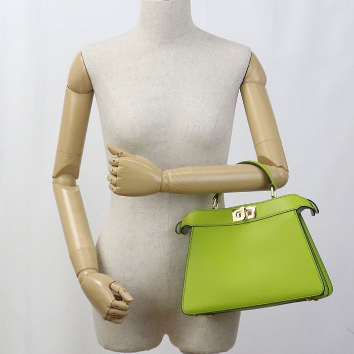 FENDI 8BN327 A6V3 F1JD4 2WAY ピーカブー GR【ランク：S】 楽天市場】フェンディ FENDI ピーカブー ISEEU スモール