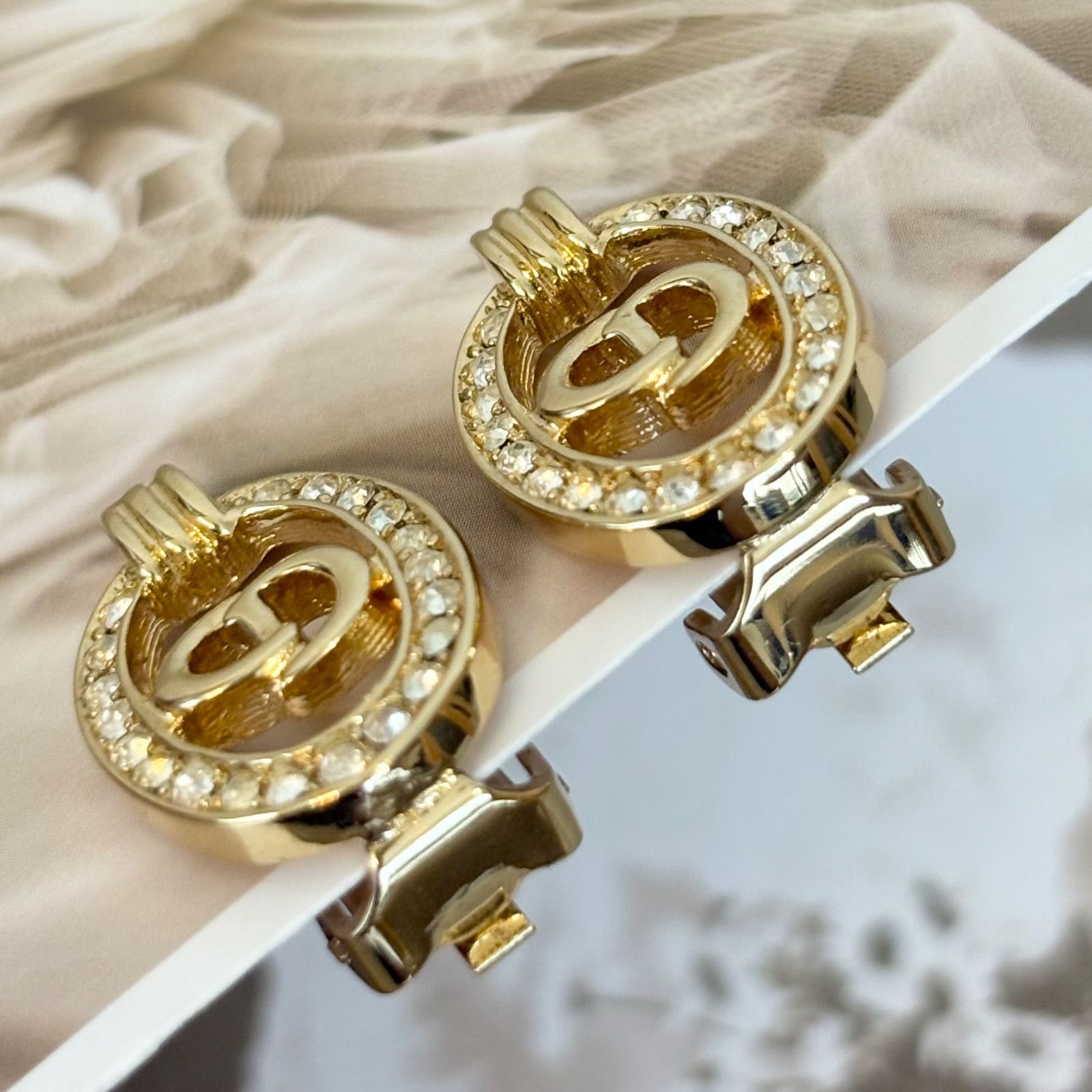 テイクアップ シズクキラピアス WG グリーンクオーツ