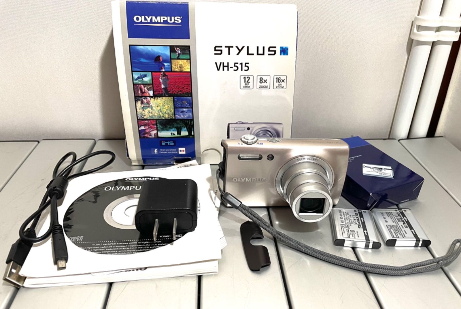 OLYMPUS デジタルカメラ STYLUS VH-515 シルバー 1200万画素