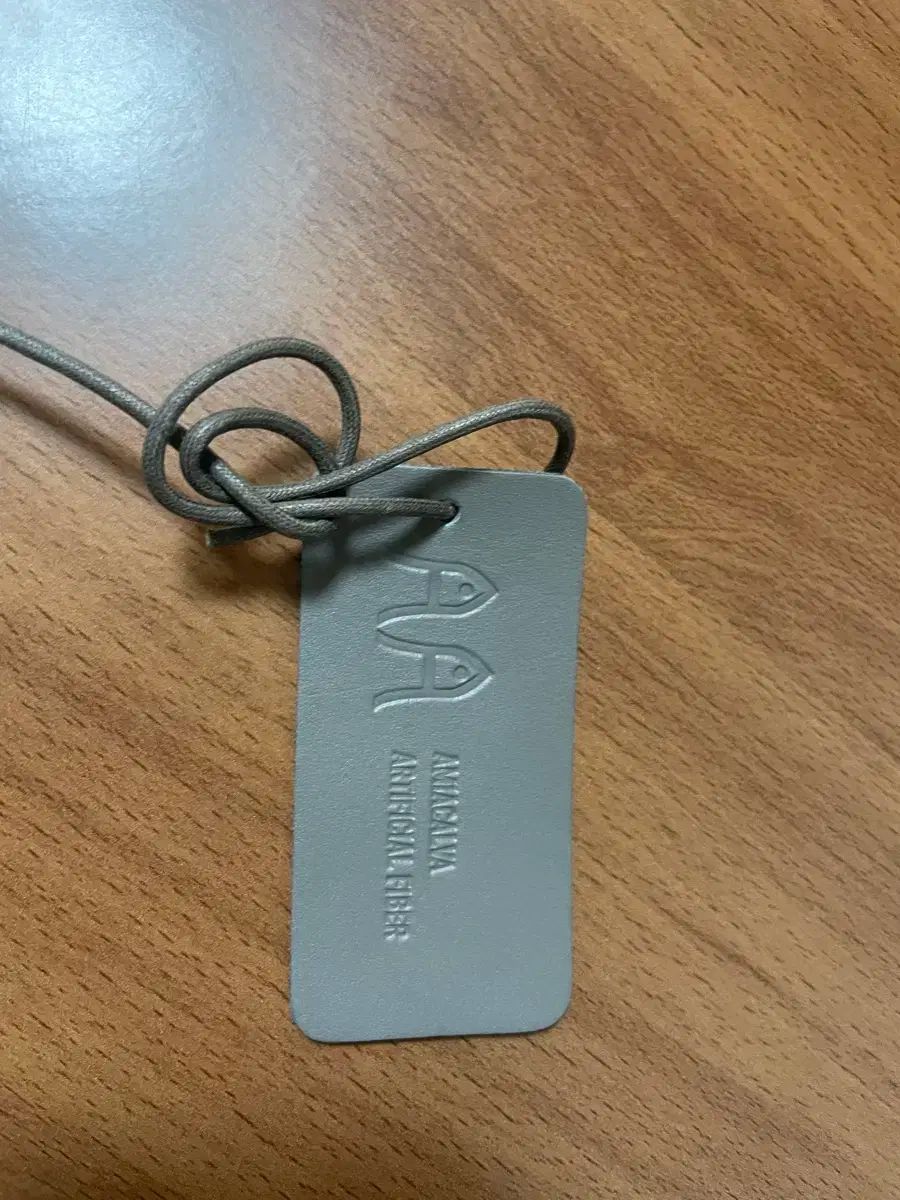 AMIACALVA アミアカルヴァ ボディバッグ