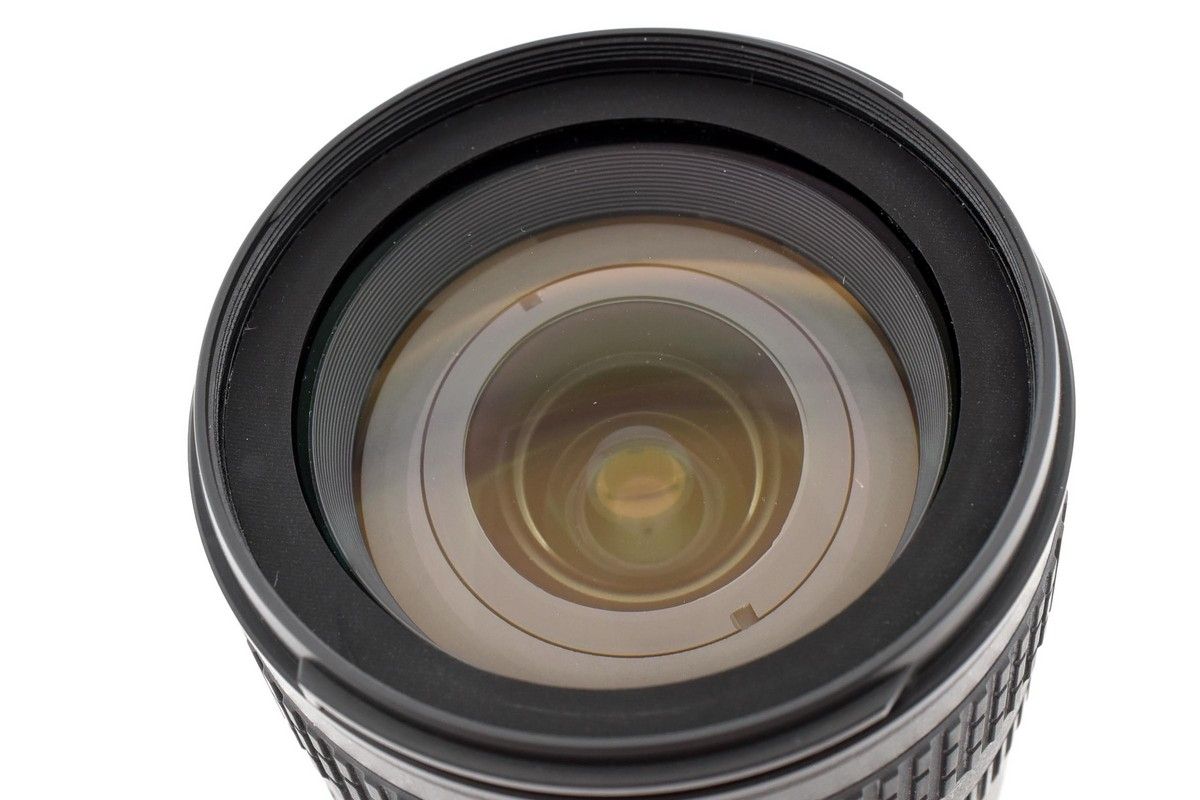 超美品】Nikon AF-S DX NIKKOR 18-70mm 3.5-4.5 G ED ニコン レンズ 超美品】Nikon AF-S DX NIKKOR 18-70mm 3.5-4.5 G ED ニコン レンズ
