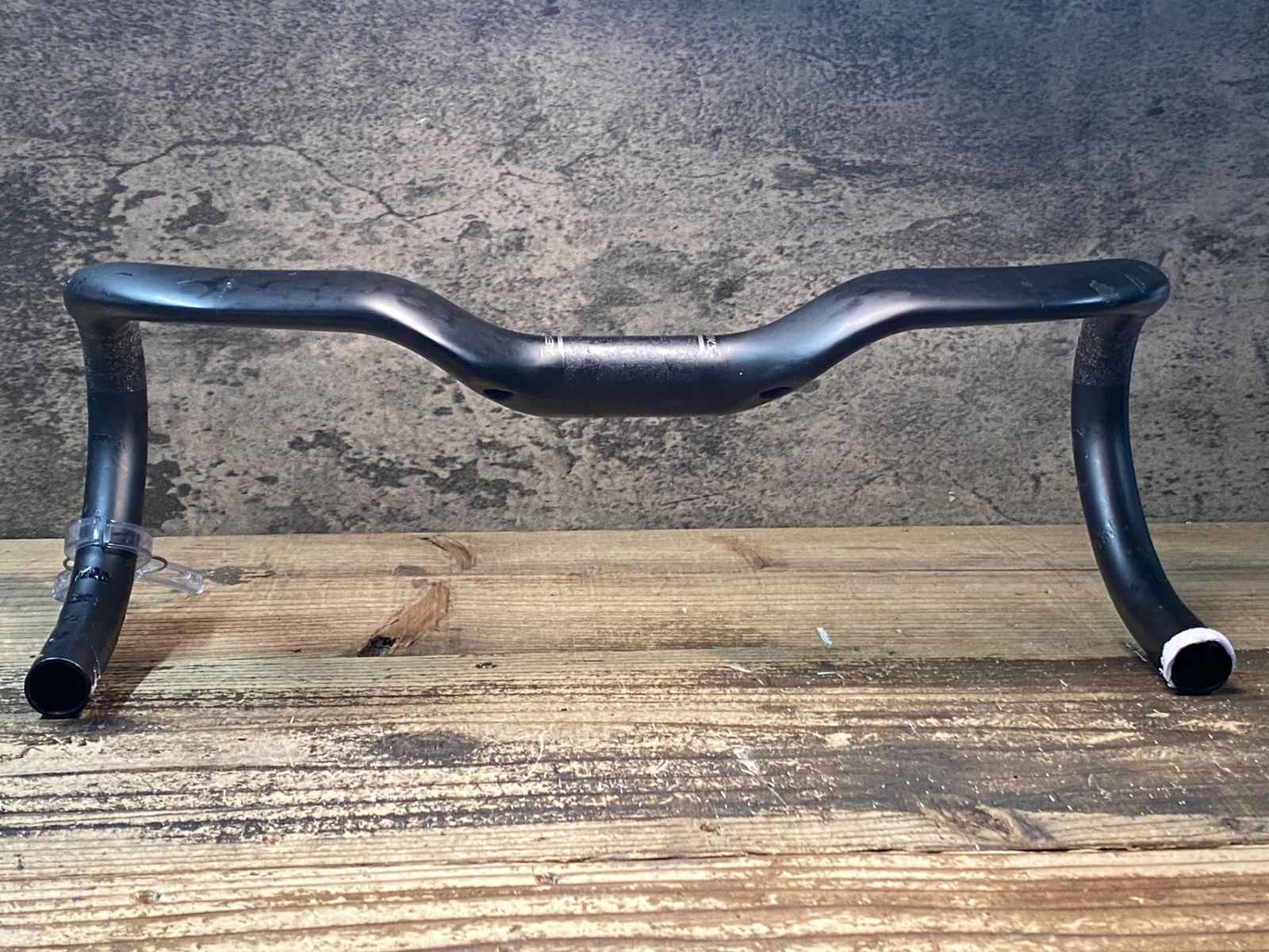 JI323 スペシャライズド SPECIALIZED AEROFLY カーボン ドロップハンドル エンドC-C420mm