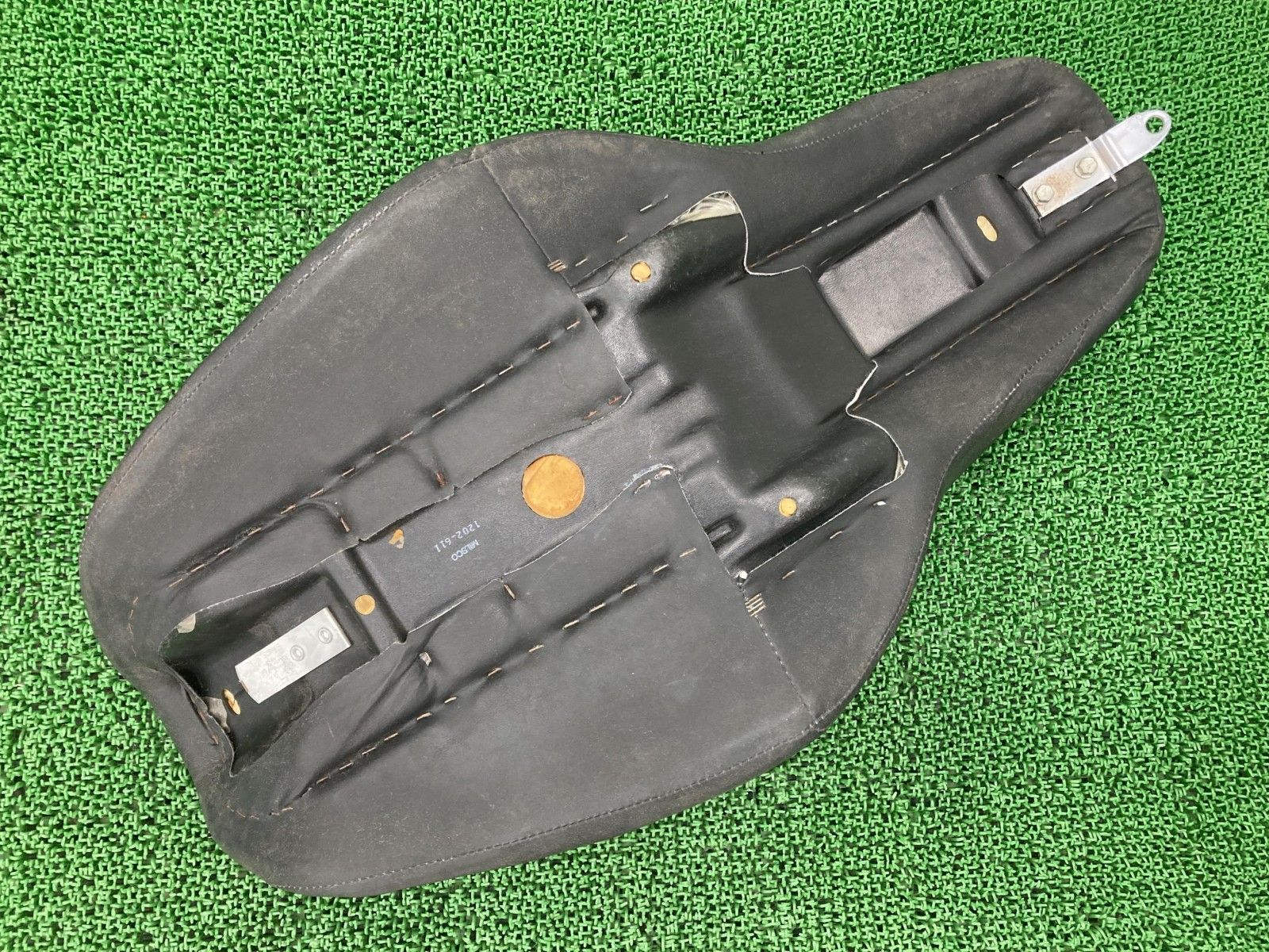 FXDL1450 シート ハーレー 純正 バイク 部品 ダイナ