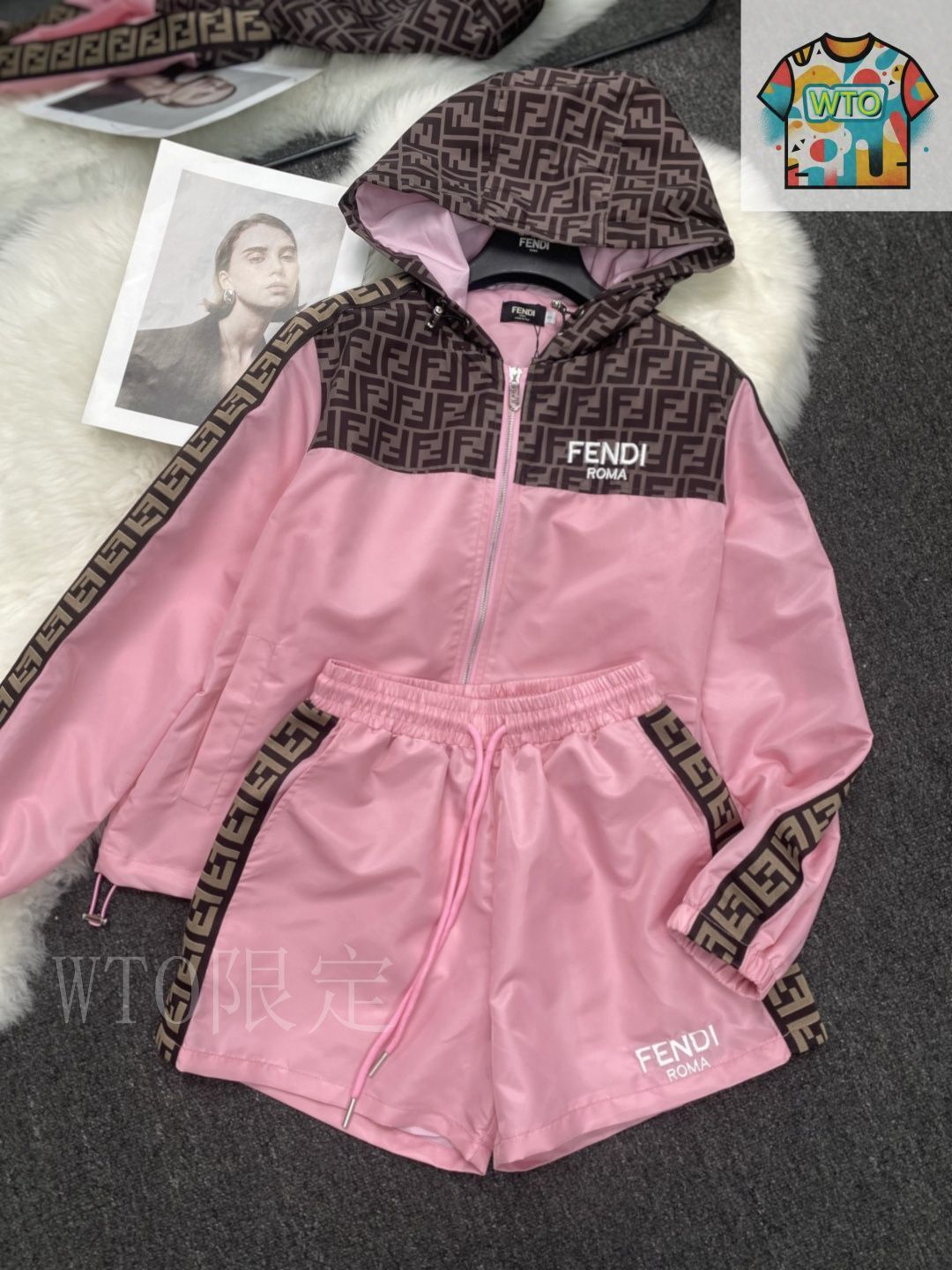 FENDI 7A  120cmくらい アウター ジャンパー ピンク ジャンバー 今日特価】Fendi Hooded Jacket & Shorts Set ニロンセット-3