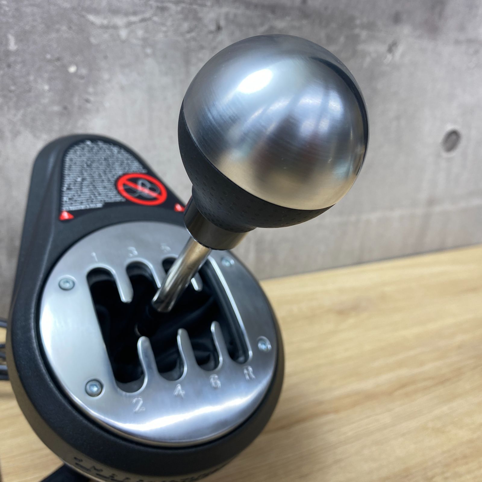 スラストマスター TH8A シフター Thrustmaster 箱付】 THRUSTMASTER スラストマスター TH8A シフター （TH8A
