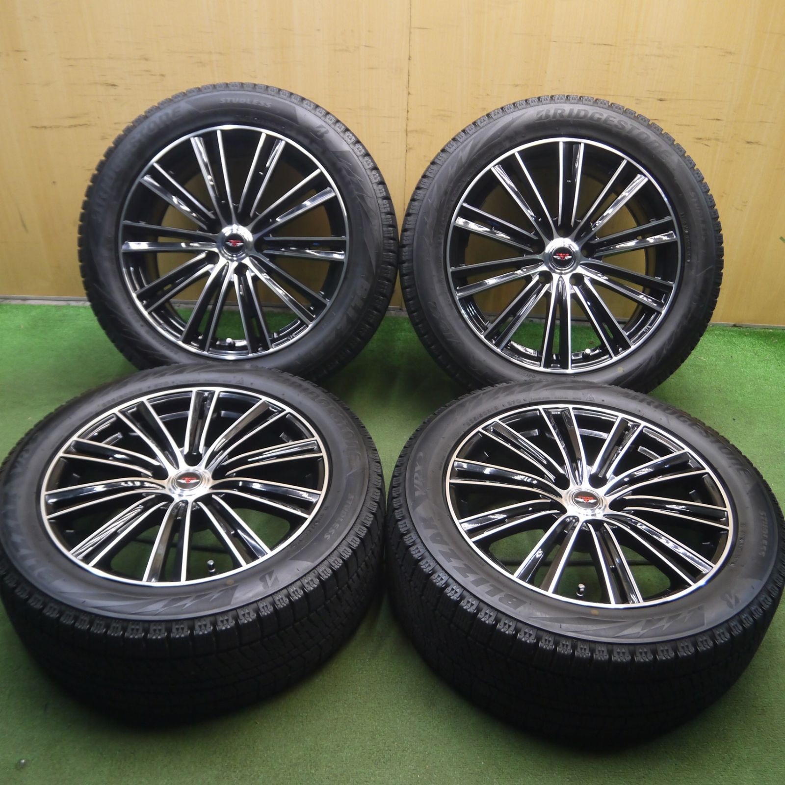 *送料無料* バリ溝！キレイ！9.5分スタッドレス 235/50R18 ブリヂストン ブリザック VRX2 TEAD テッド 18インチ PCD114.3/5H4021419Hス