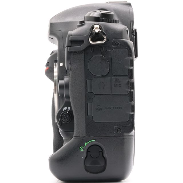 ＜難有品・ジャンク品＞ニコン Nikon D5 ボディ (XQD-Type) 難有品・ジャンク品＞ニコン Nikon D5 ボディ (XQD-Type)