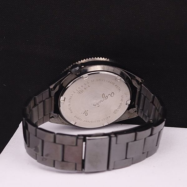 稼働 良品 アニエスベー QZ V742-8060 デイト ラウンド 赤文字盤