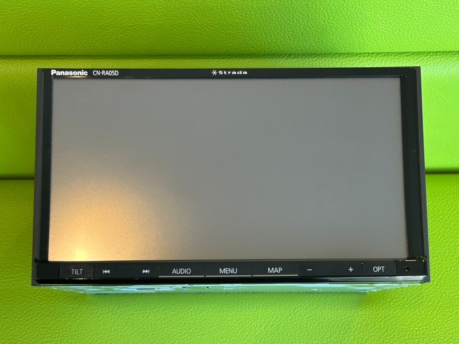 Panasonic CN-RA05D カーナビ SDカーナビステーション Strada