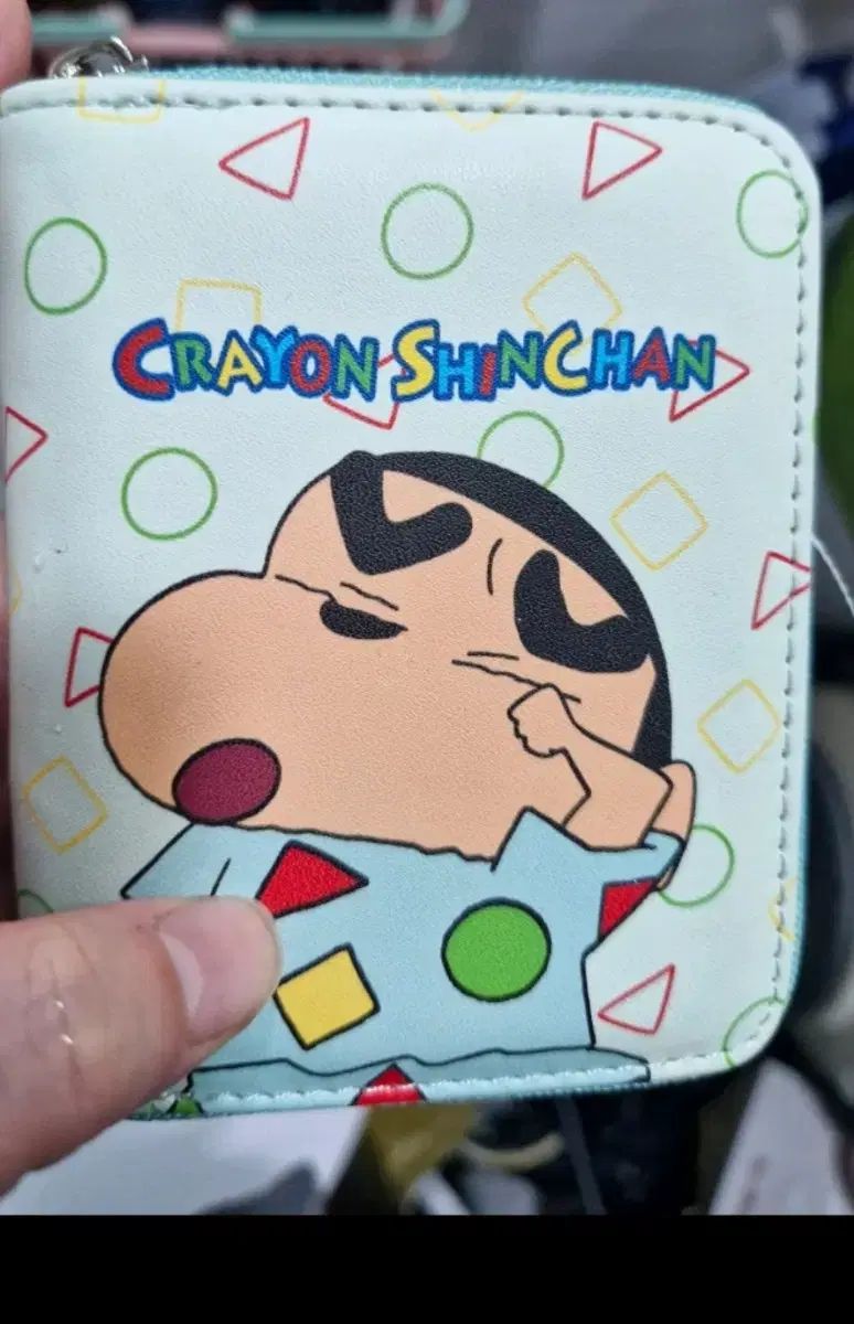 【雷市場（ポンジャン）商品韓国直送】 クレヨンしんちゃん 純正ウォレット新製品