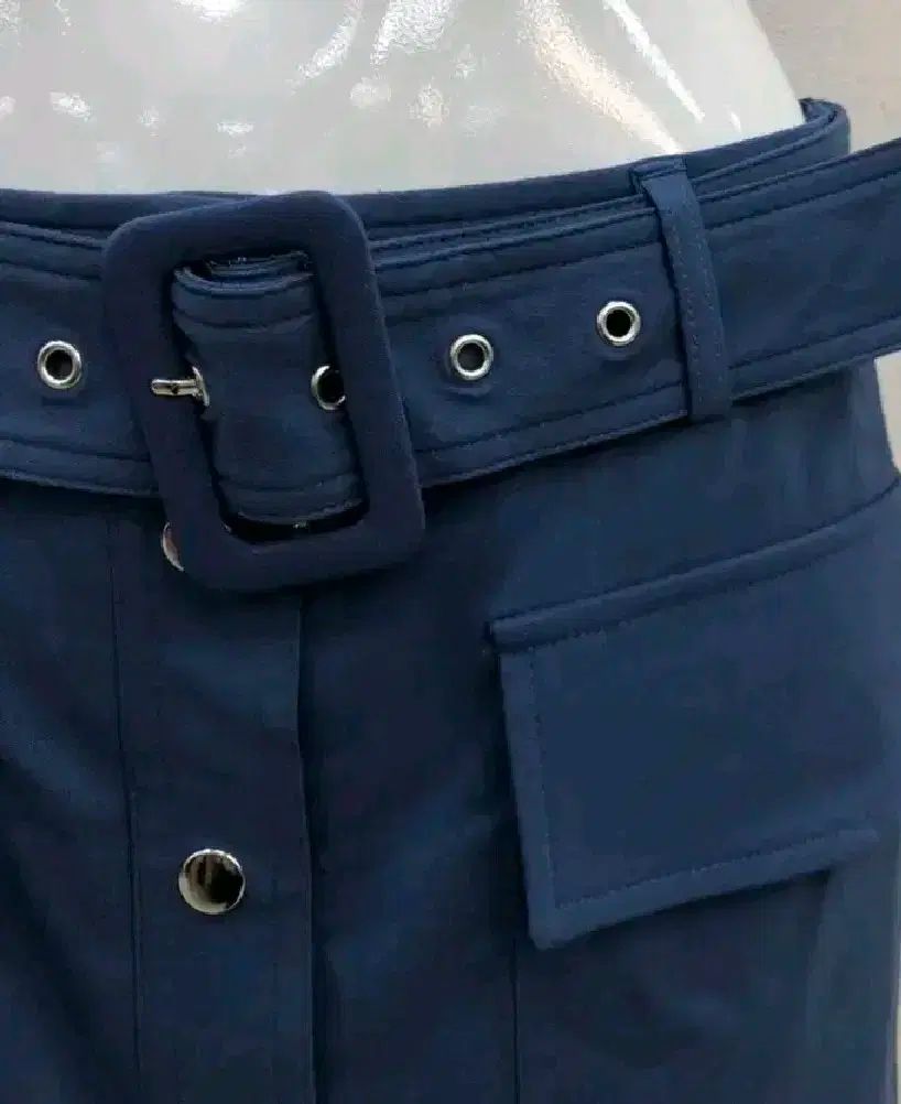 輸入品スリムフィットスカート