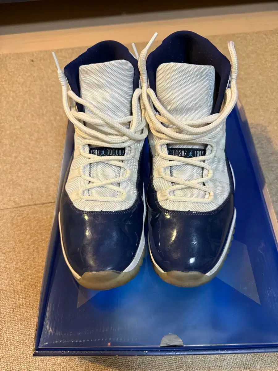 ナイキ エア ジョーダン11 レトロ ウィンライク 82