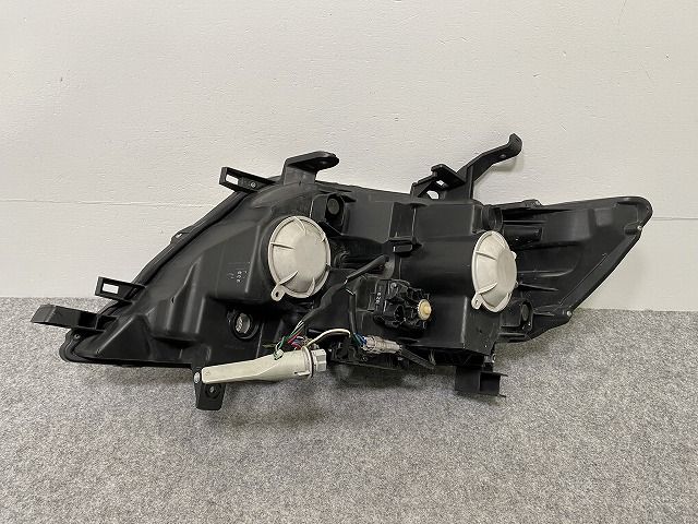 セレナ ハイウェイスター/S/G/RS/RX C25/NC25/CC25/CNC25 純正 後期 右