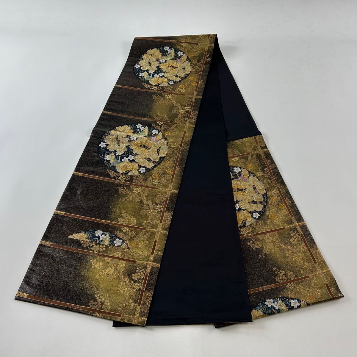 袋帯 美品 秀品 落款 若松 鶴 金銀糸 箔 黒 六通 正絹 【中古