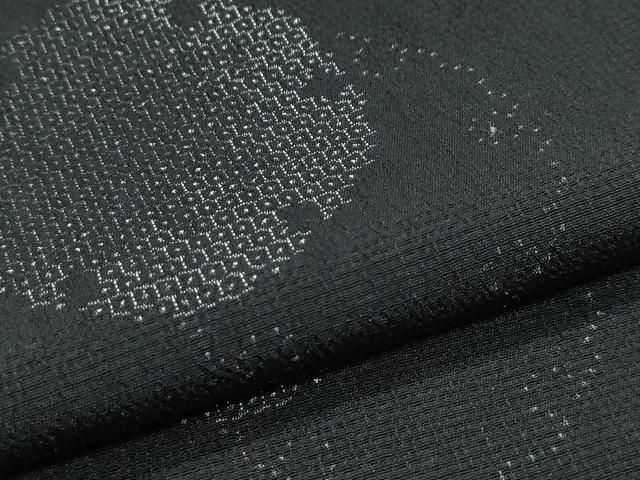 平和屋本店■極上　本塩沢　単衣　110亀甲　雪輪重ね文様　黒地　逸品　CZAA2366s5 平和屋本店▽極上 本塩沢 単衣 110亀甲 雪輪重ね文様 黒地 逸品