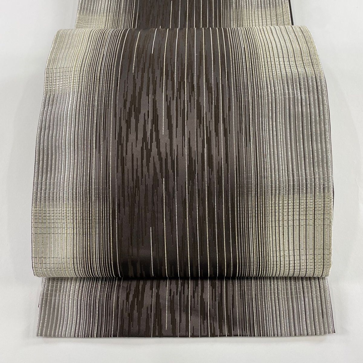 袋帯 加納幸 落款 縞 銀糸 焦茶色 六通 正絹