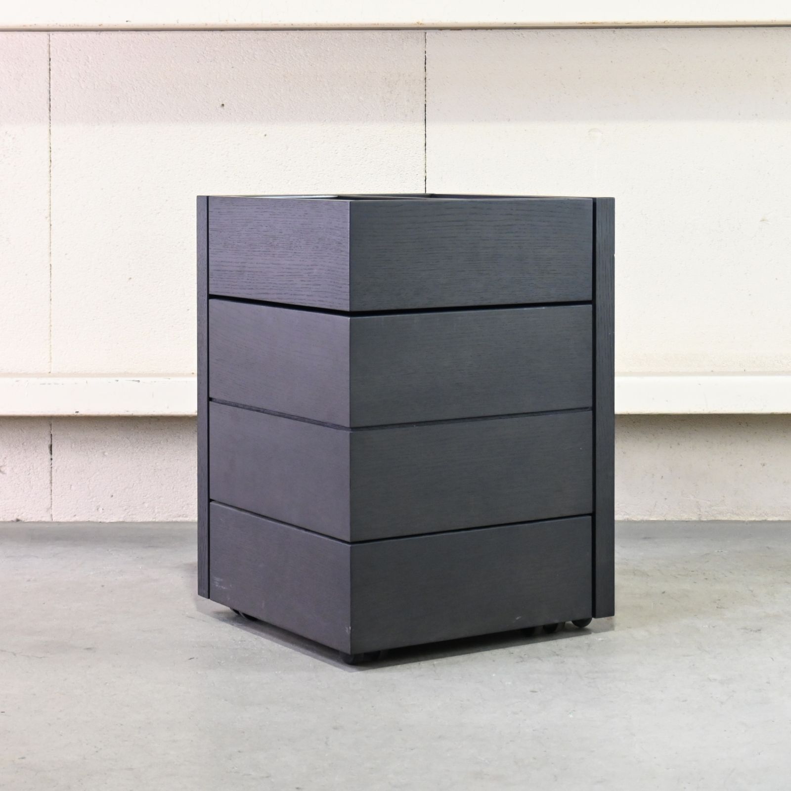 Cassina ixc. PIVOT WAGON カッシーナ イクスシー ピヴォット ワゴン デスク キャビネット 廃盤