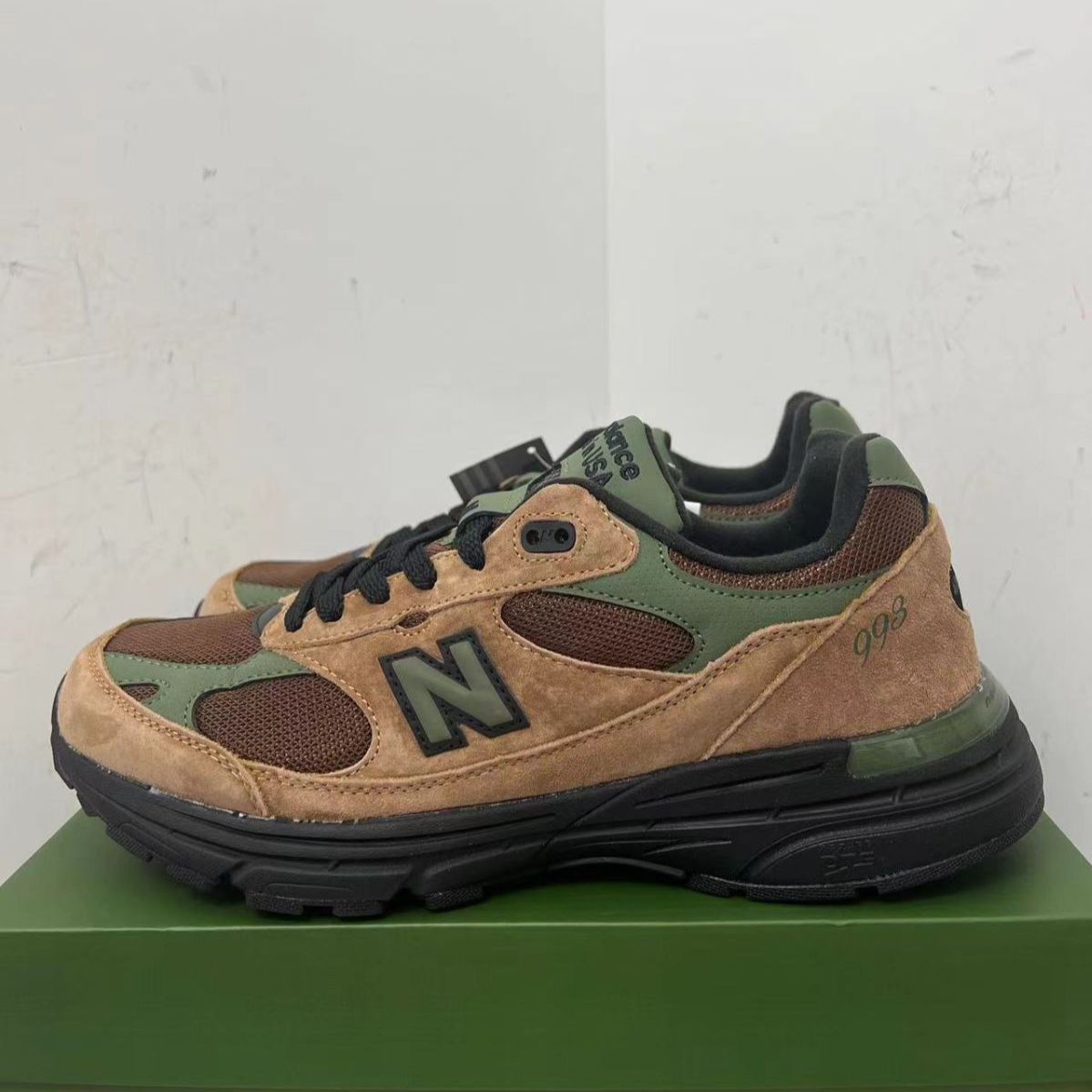 新品未使用 ニューバランス AIME LEON DORE x New Balance NB 993 スニーカー - メルカリ