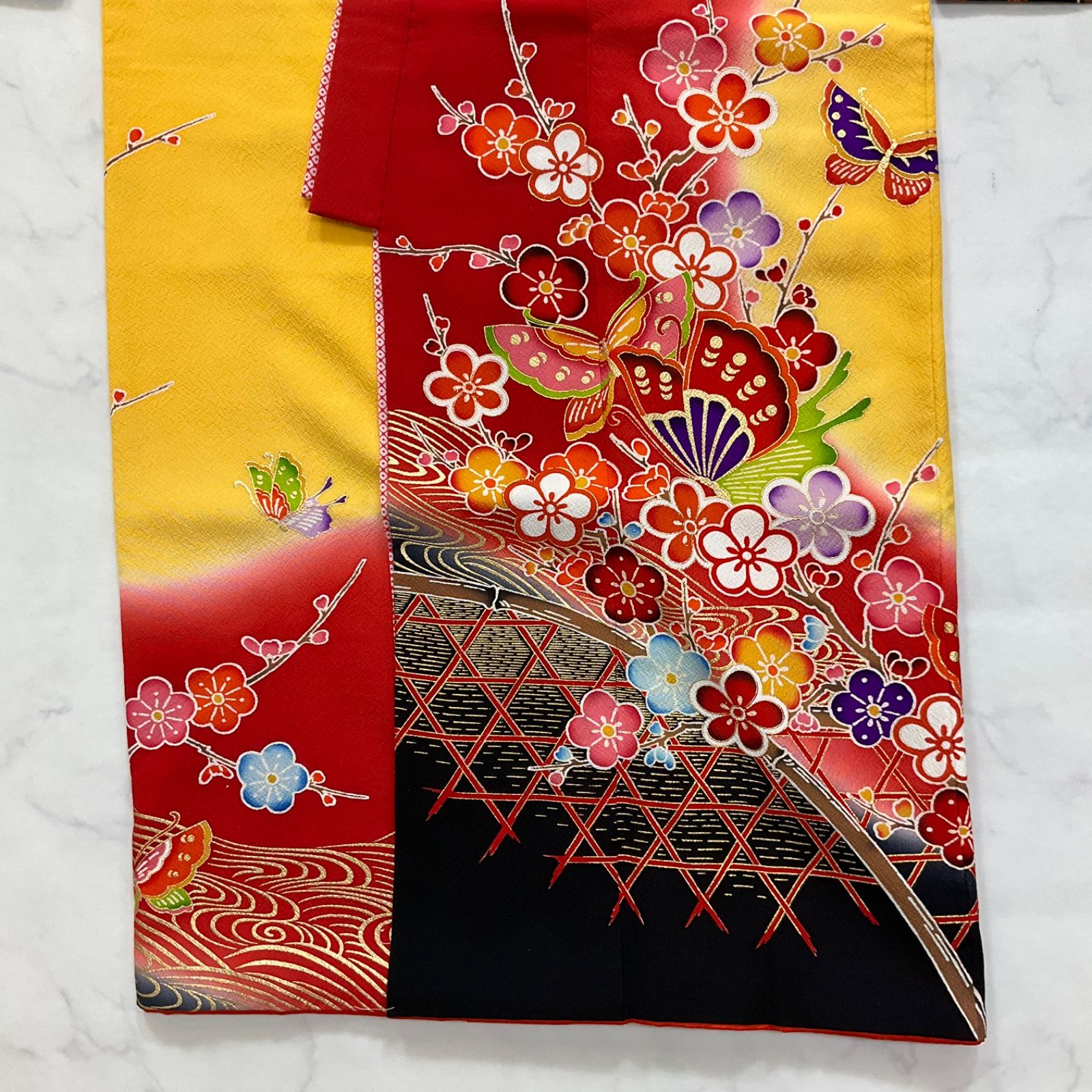 kimono+one◇美品◇7歳くらい用◇紅型染◇正絹◇丹後ちりめん◇子供