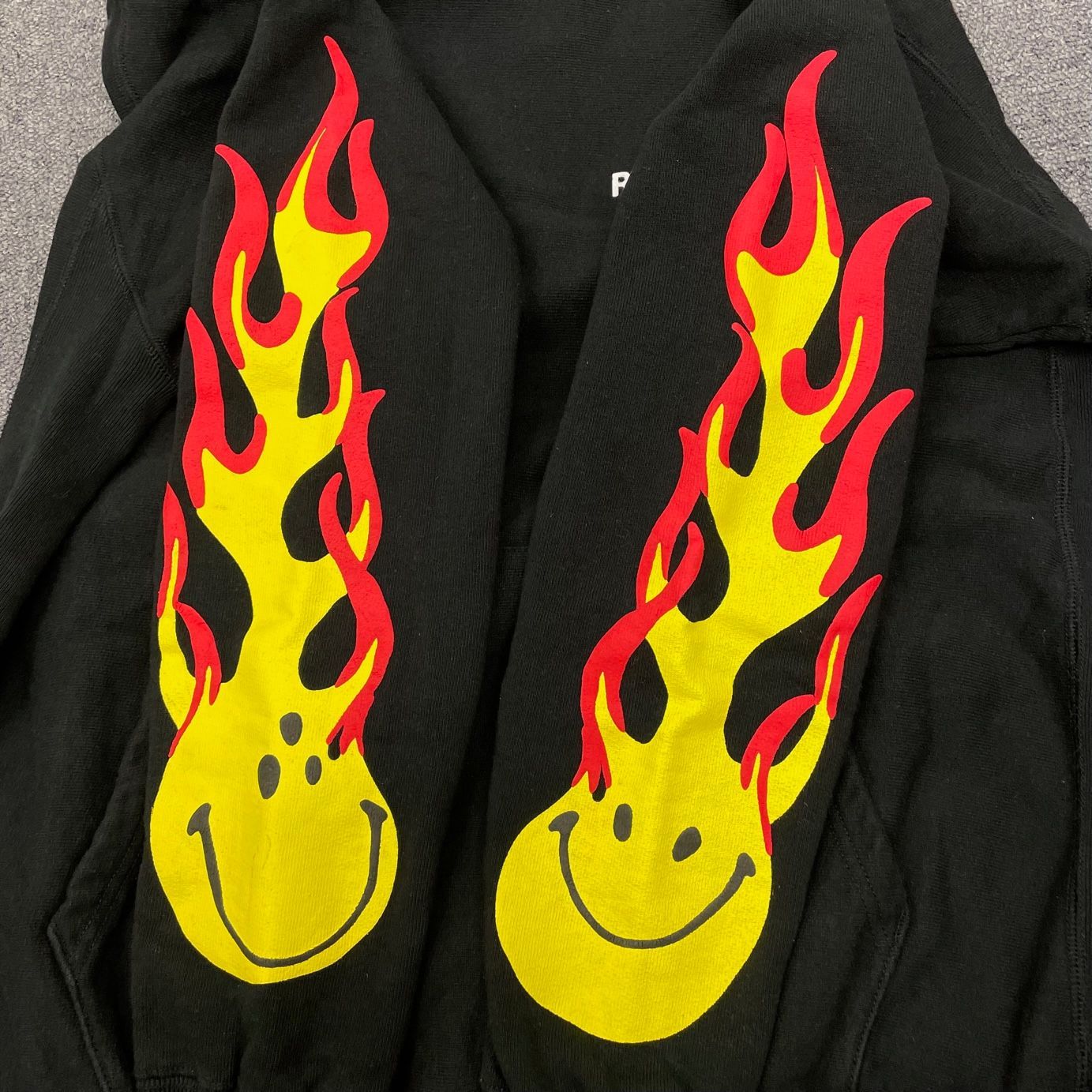 定価44000円 READYMADE Smile Hoodie RE-CO-BK-00-00-106 スマイル