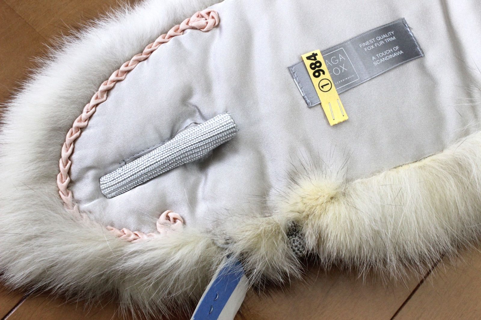 価格比較でお得にお買物。 79 サガ フォックス SAGA FOX ショール マフラー 太 毛皮 襟巻き 成人式 レディース 振袖 着物 和服 クリーニング済み