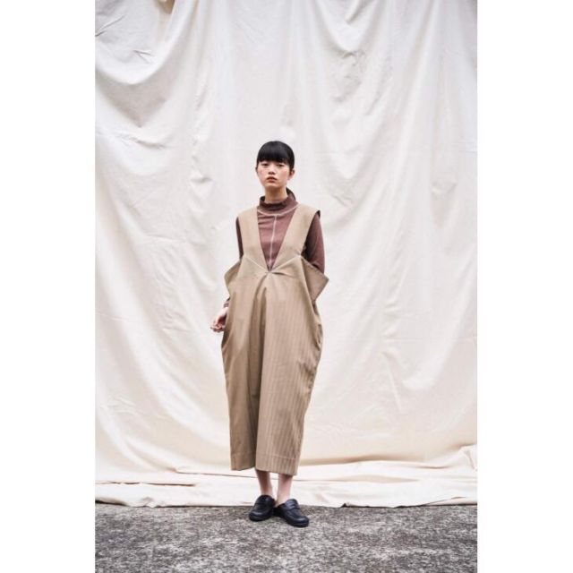 sneeuw スニュウ フレームジャンパースカート beige ワンピース スカート お洒落