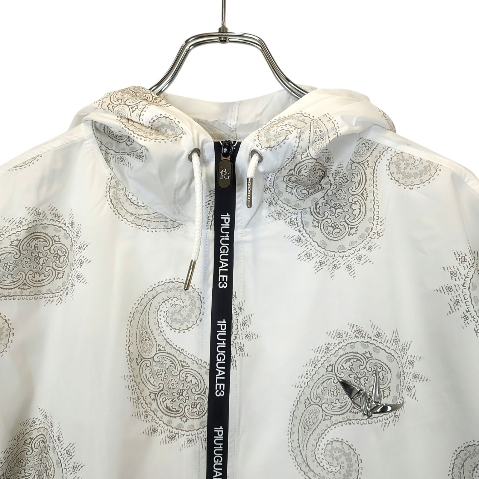 ウノピゥウノウグァーレトレ