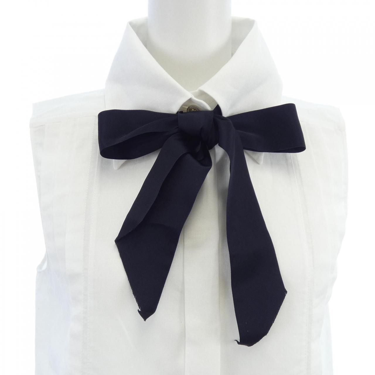 P55647V41683 シャツ