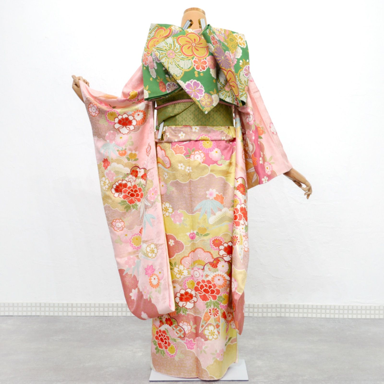 美品》正絹 振袖フルセット S〜Mサイズ 成人式 振袖セット 金駒刺繍