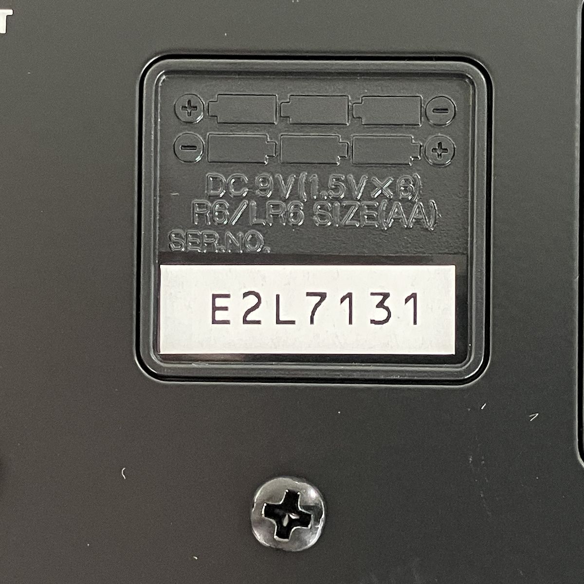 Y10009978