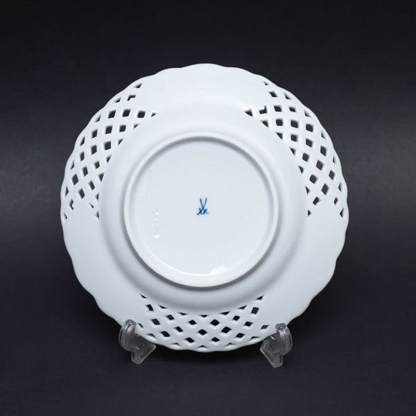 マイセン ベーシックフラワー（二つ花） 16cmメッシュプレート - メルカリ