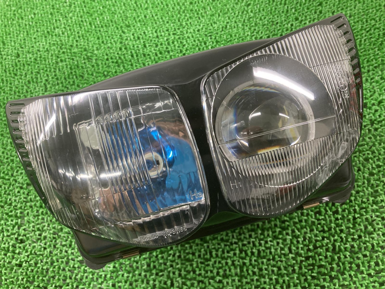 TDM850 ヘッドライト 110-31165 ヤマハ 純正 中古 バイク 部品 RN03J 修復素材に 割れ欠け無し 品薄 希少品 車検 Genuine