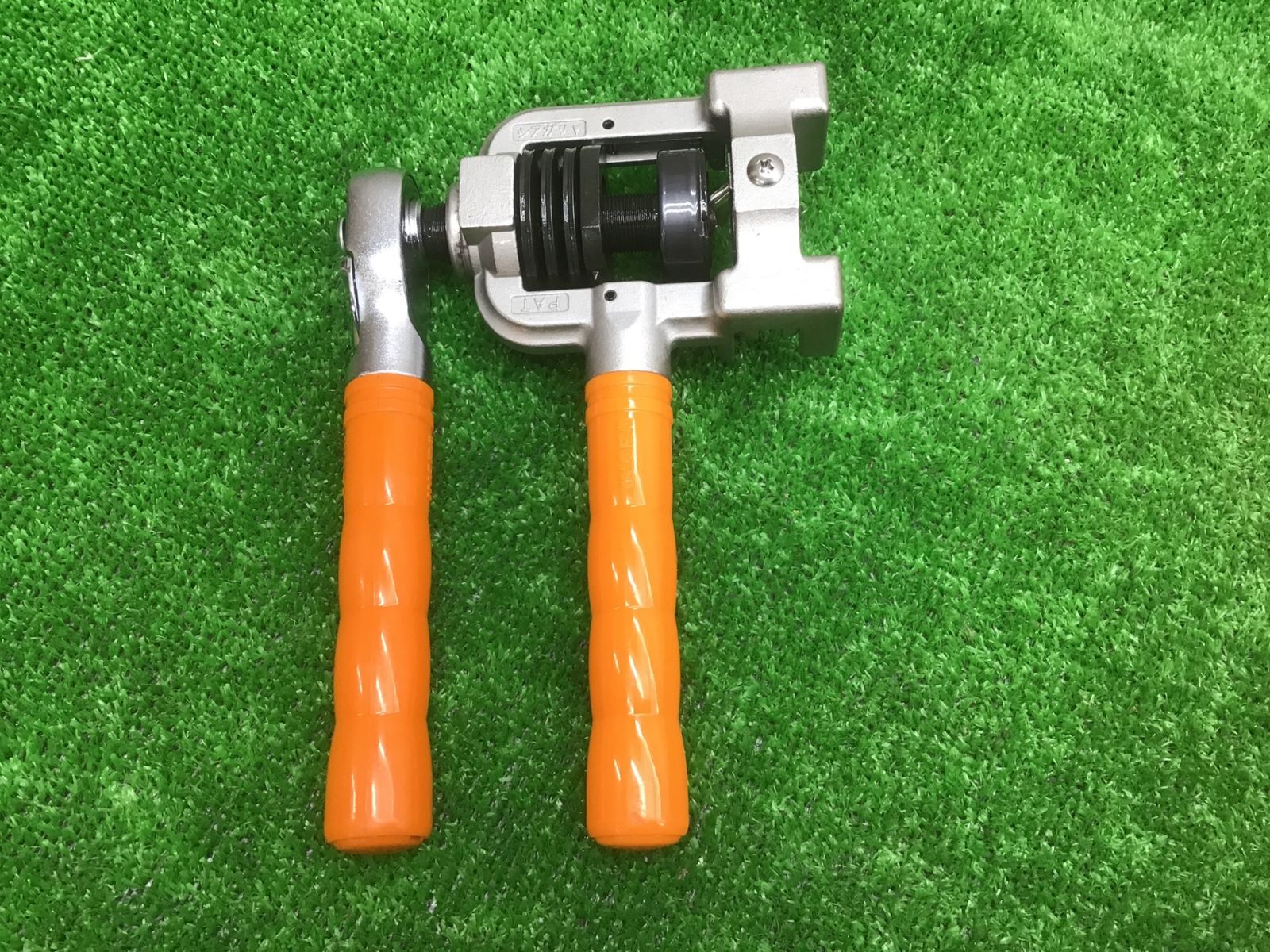 因幡電工♪ロングフレキつば出しTM-135♪本体