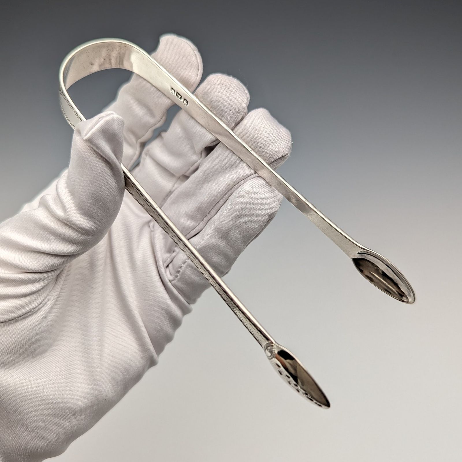 1800年 英国アンティーク 純銀製 シュガートング 28g Stephen Adams 1800年 英国アンティーク 純銀製 シュガートング 28g Stephen