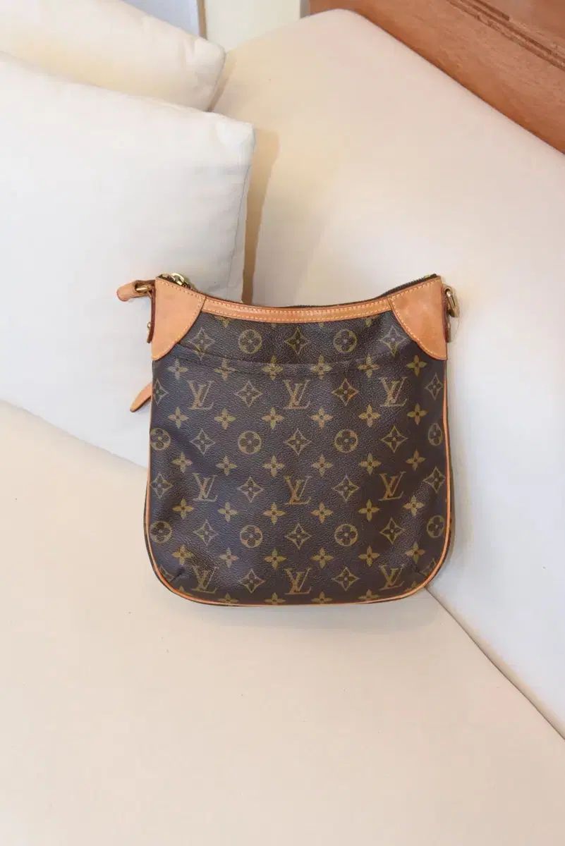 Louis Vuitton ルイヴィトン モノグラム オデオン PM クロスバッグ 正規品