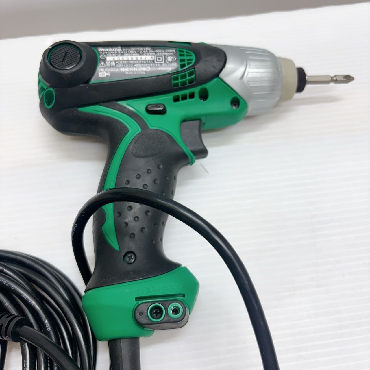 マキタ 電動インパクトドライバー