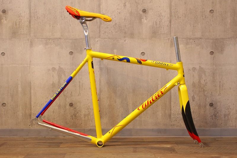 ウィリエール WILIER MERCATONE UNO ALPE D'HUEZ ELITE EASTON