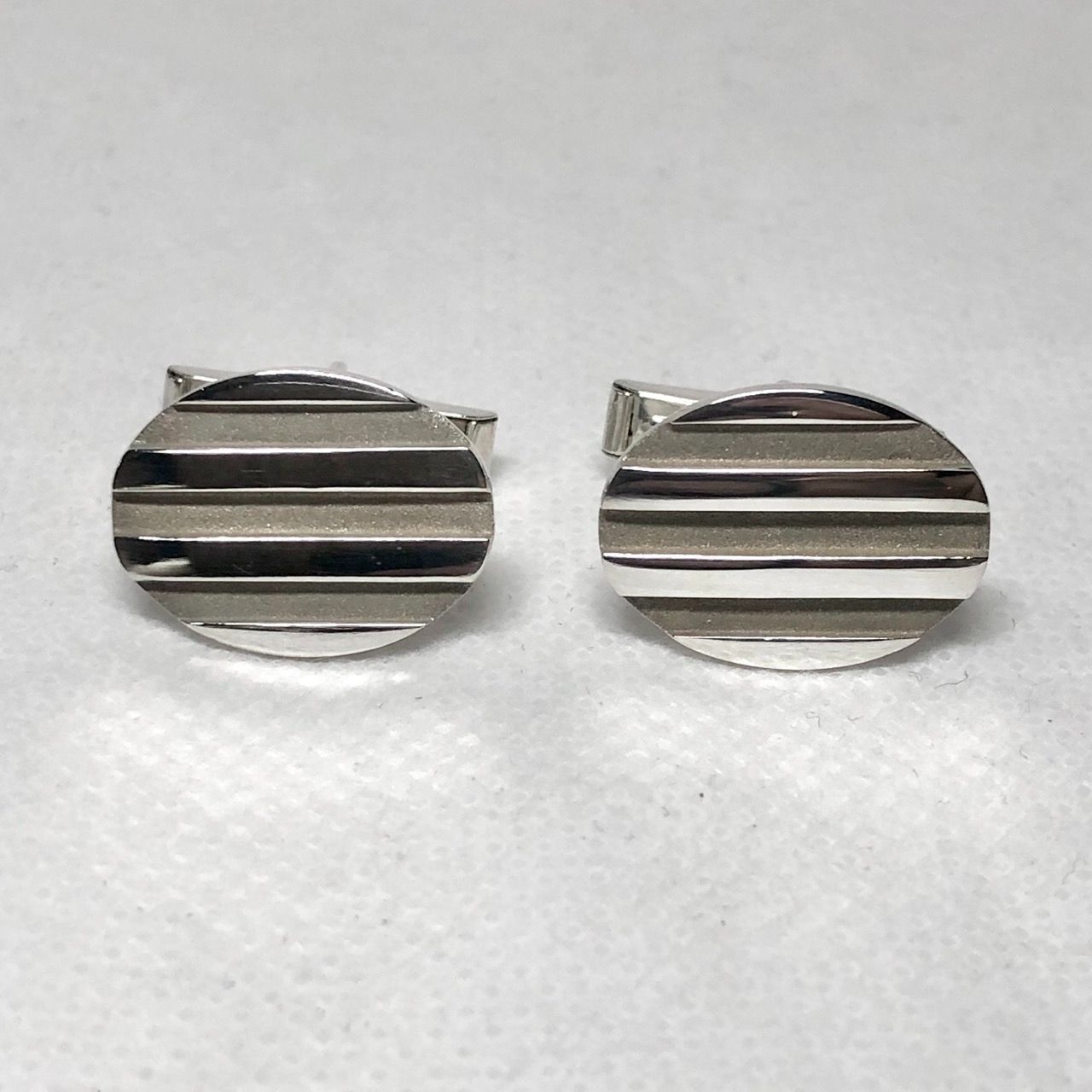 オーバル ストライプ