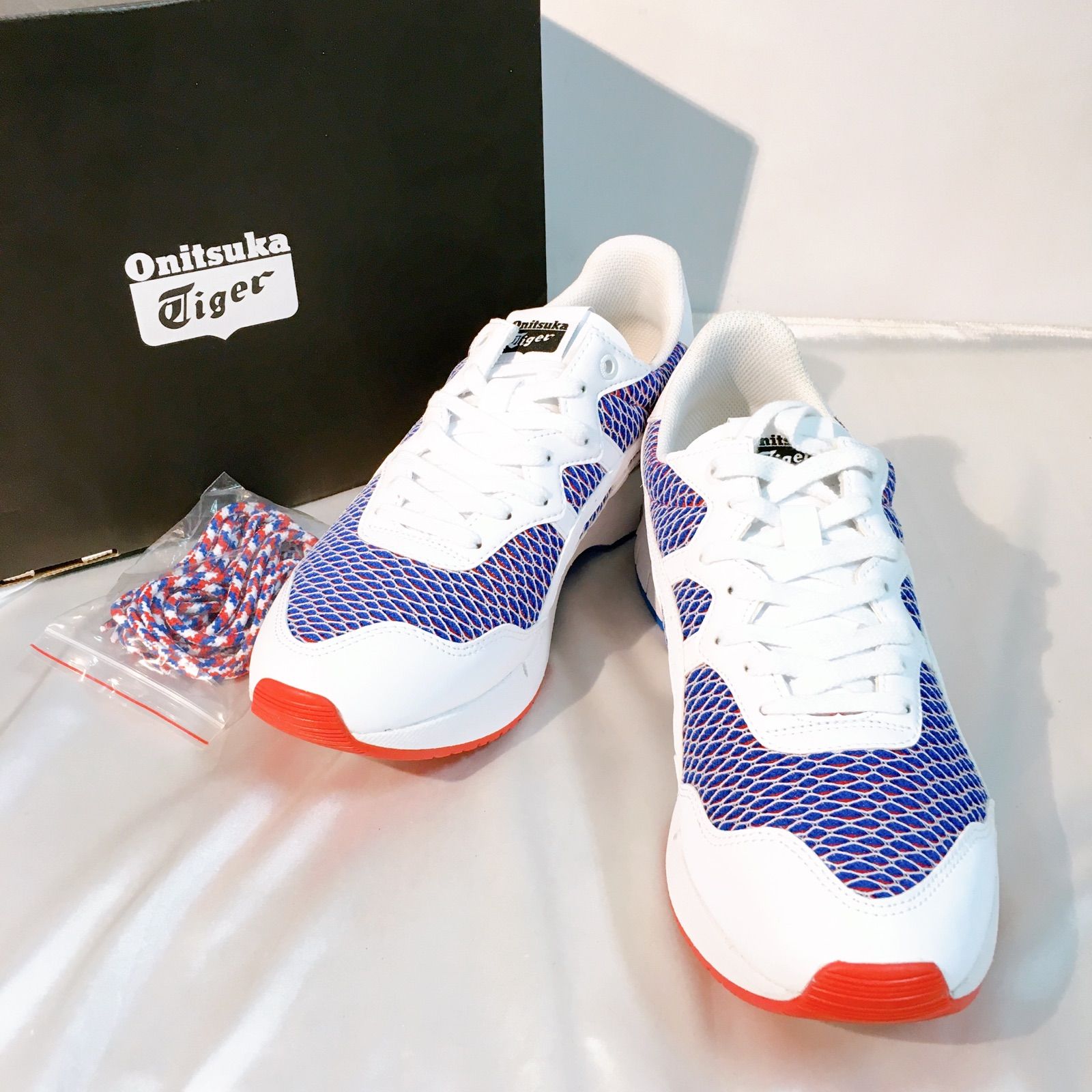 未使用品】 Onitsuka Tiger Rebilac Runner Red Blue 1183A772-600