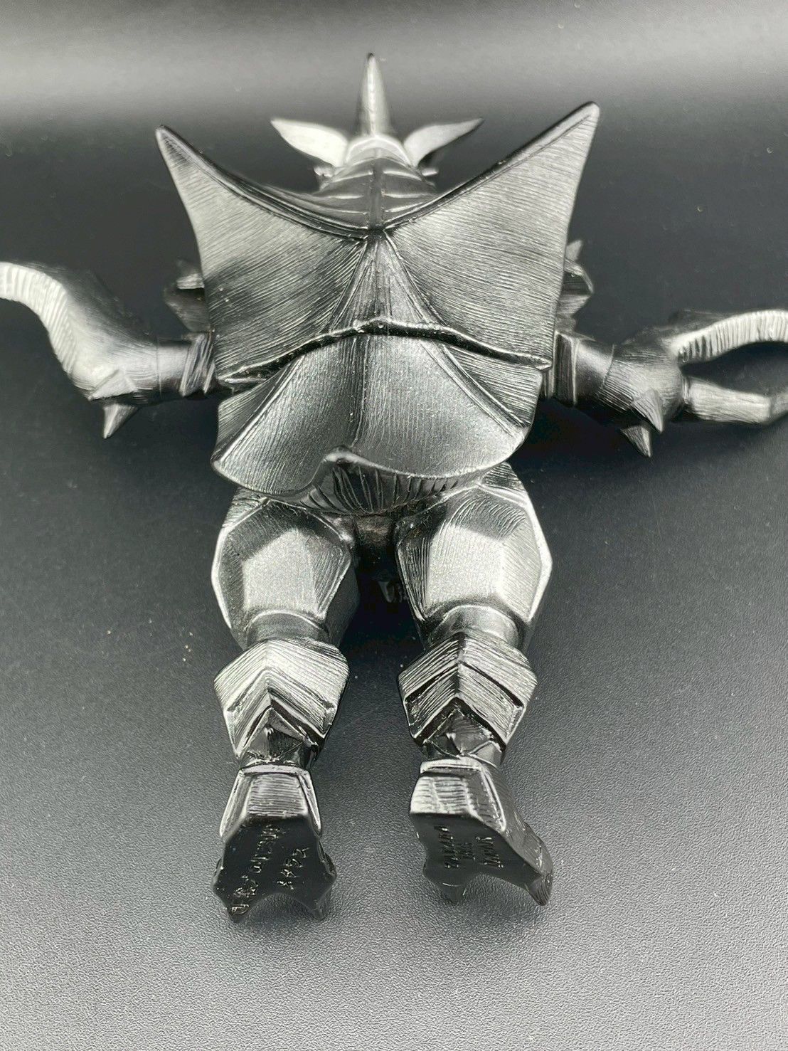 中古品】鋼鉄怪獣 メタラス 「電光超人グリッドマン」 電光