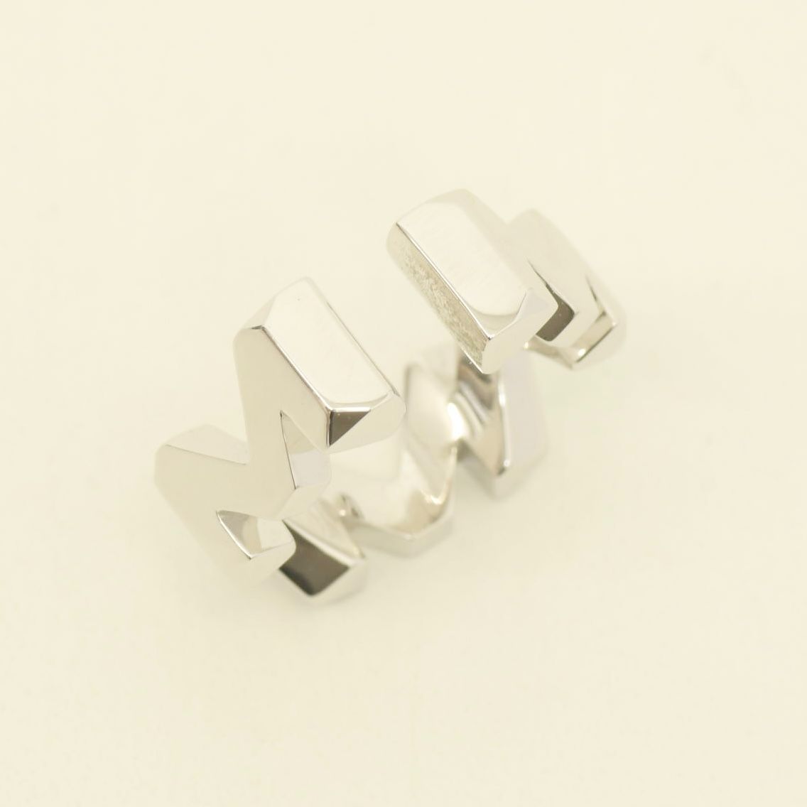 シルバー SILVER