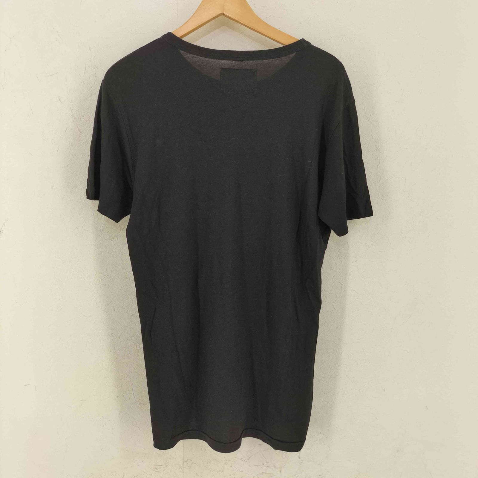 USED古着(ユーズドフルギ) A CHILD OF THE JAGO パッチデザイン クルーネックTシャ 中古 古着 0644 ユーズドフルギ USED古着 A CHILD OF THE JAGO パッチデザイン