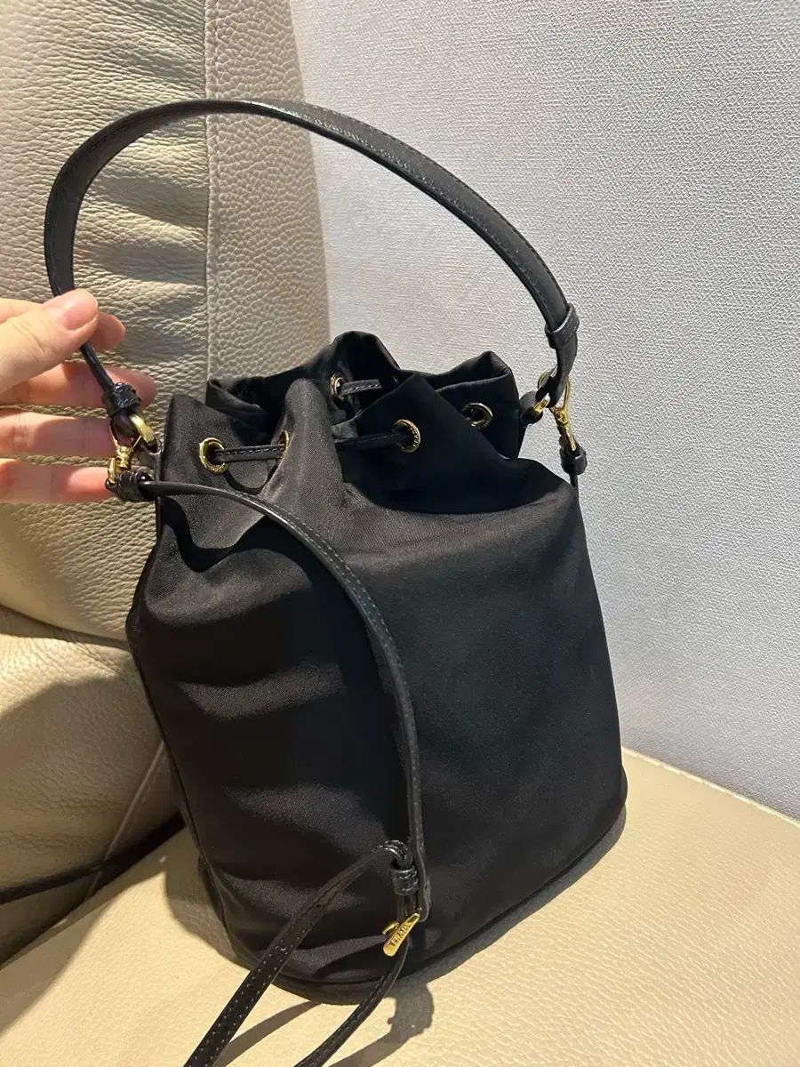 ♠ PRADA