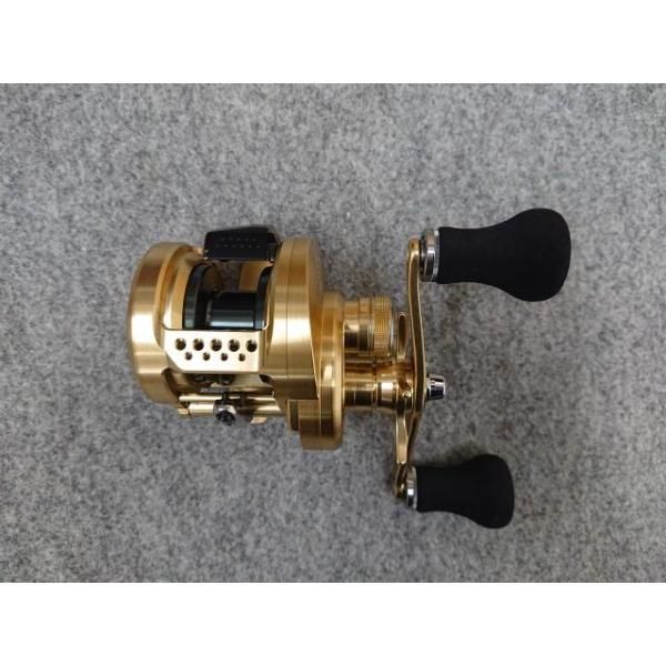 【品薄】 ♥品 訳あり シマノ 15 オシアコンクエスト 201PG 両軸リール OCEA CONQUEST 左