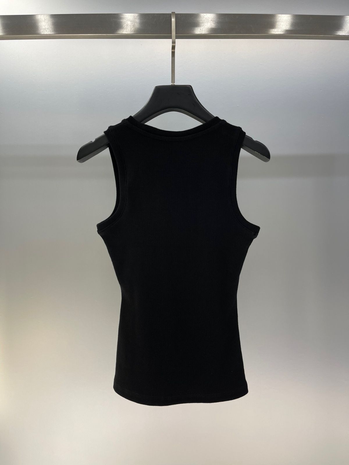 Loeweタンクトップ
